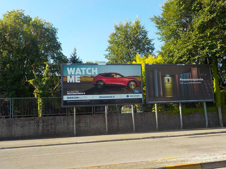 Affissione pubblicitaria 6x3 m in Via Cricoli