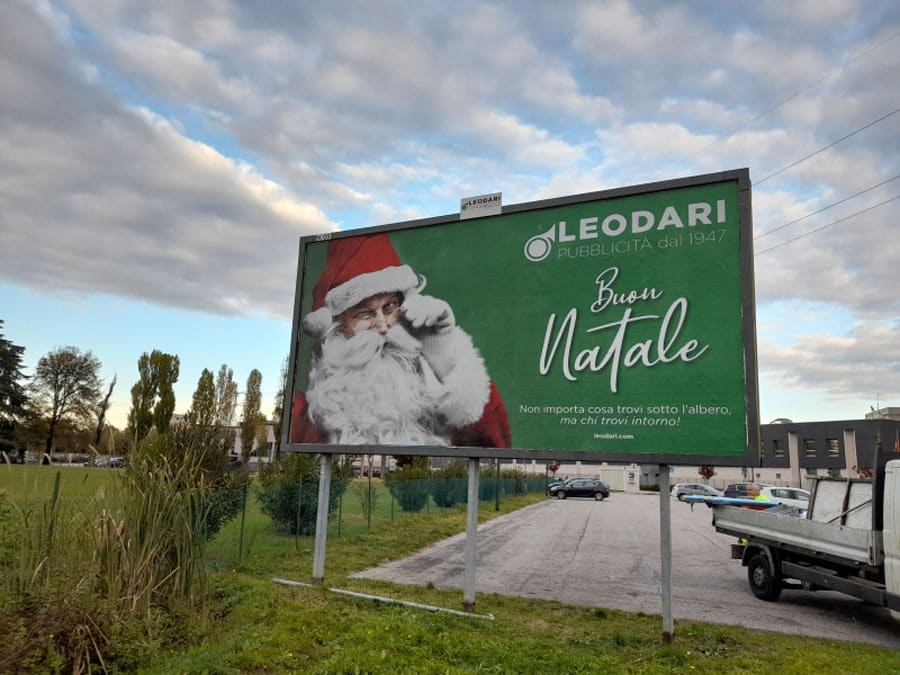 Affissioni 2 Affissione 6X3M Via Del Commercio