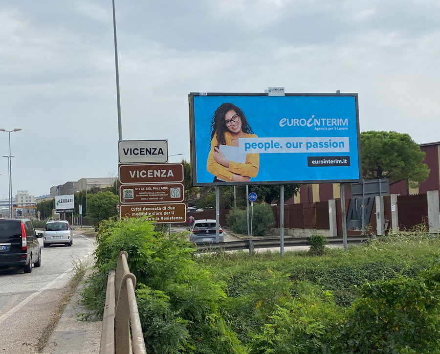 Affissioni 23 Affissione 6X3M Via Scienza