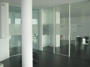 Allestimenti-Leodari-Pubblicita-Vicenza-Leodari-Pubblicita-Vicenza-Attiva-1