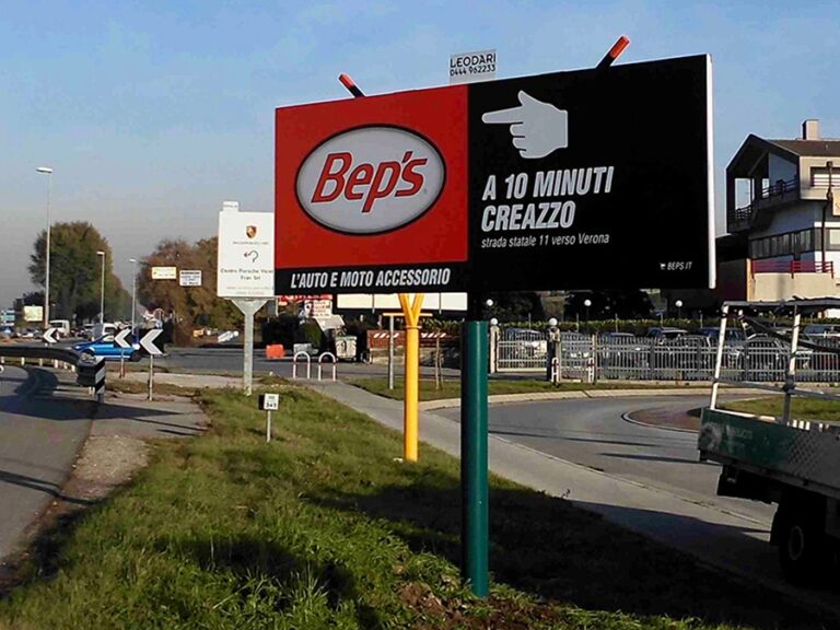 Cartello pubblicitario stradale Beps