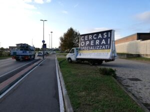 Pubblicita-Itinerante-Vicenzadiquigiovanni-Leodari-Pubblicita