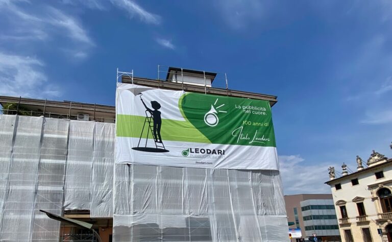 Striscioni e stendardi di Leodari Pubblicit&agrave;