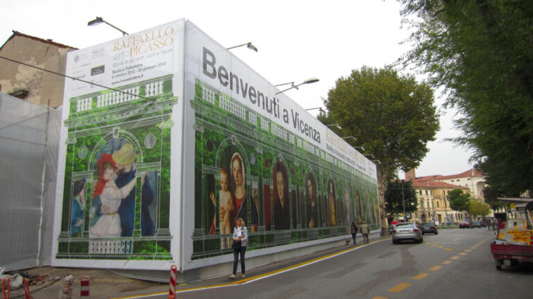 Striscione del Comune di Vicenza