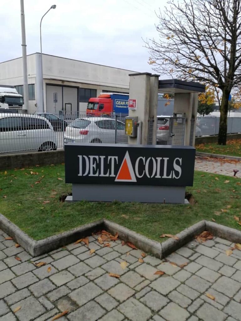 Totem 15 Totem-Deltacoils-Leodari-Pubblicita-Vicenza