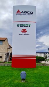 Totem 12 Totem-Agco-Leodari-Pubblicita-Vicenza