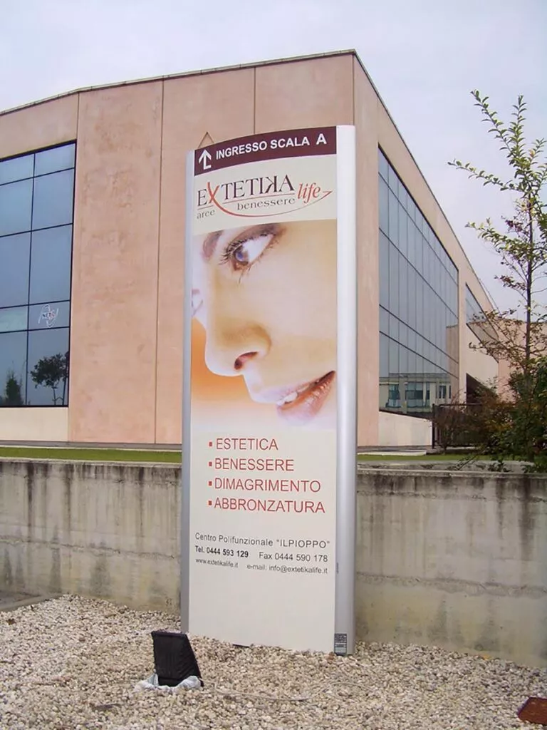 Totem-Extetika-Life-Leodari-Pubblicita-Vicenza