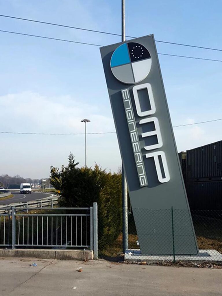 Totem 47 Totem-Omp-Leodari-Pubblicita-Vicenza