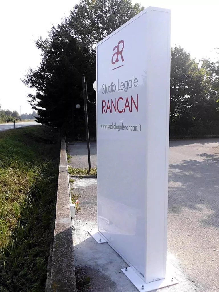 Totem-Rancan-Leodari-Pubblicita-Vicenza
