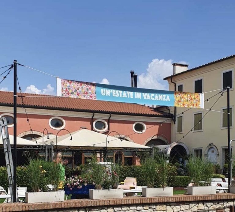 Striscione La Corte