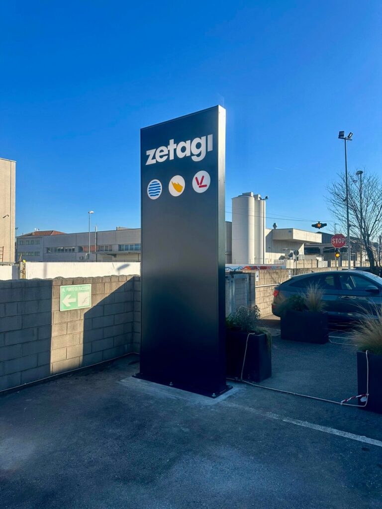 Totem pubblicitario Zetagi, Creazzo (VI)